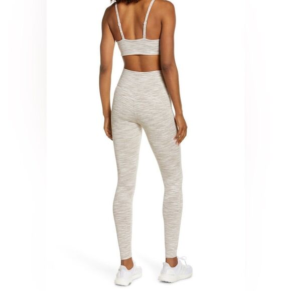 Outdoor Voices 7/8 Flow Legging Oatmeal XS - Picture 2 of 11